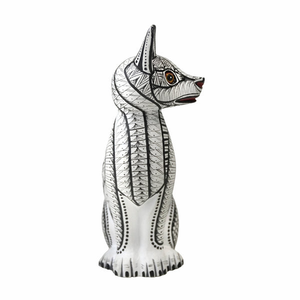 Marco & Leticia Hernandez: Little Dog Alebrije