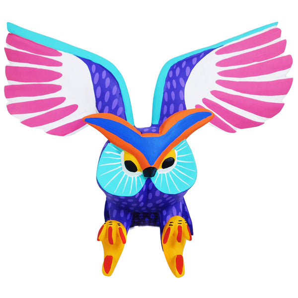 Eduardo Jimenez: Flying Owl Woodcarving