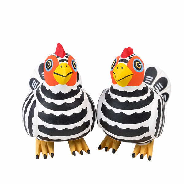 Luis Pablo: Plymouth Hen & Chicks Alebrije