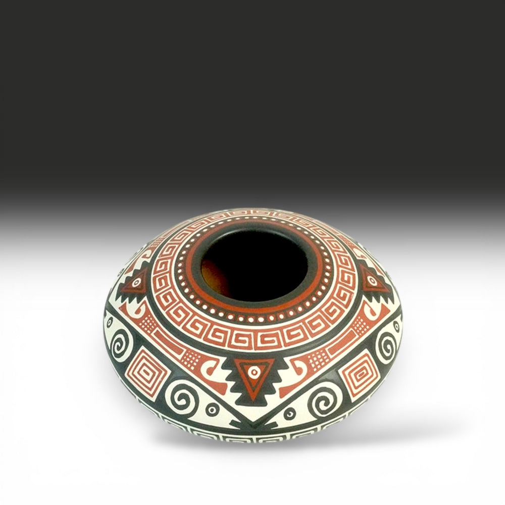 Enrique Pedragon: Rams Seed Pot Mata Ortiz