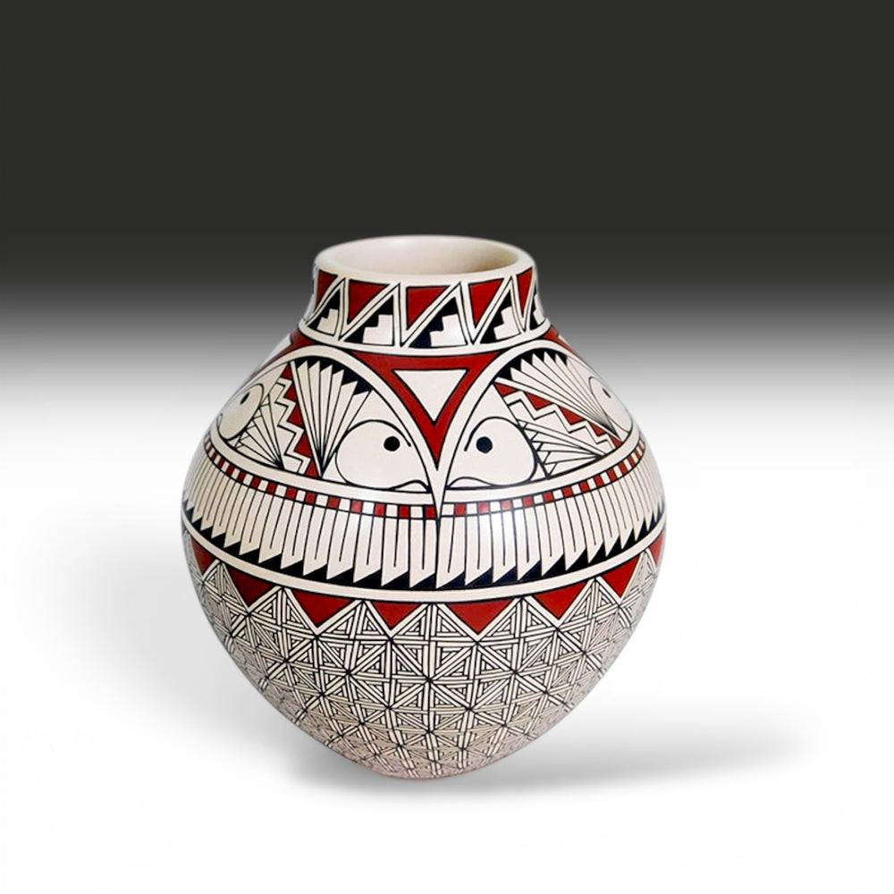 Blanca Quezada: Superb Mata Ortiz Olla