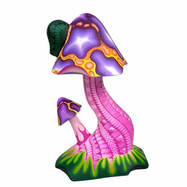 Carolina Sandoval & Kengi: Mushrooms & Snail Woodcarving