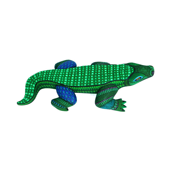 Isabel Fabian: Little Alligator Woodcarving