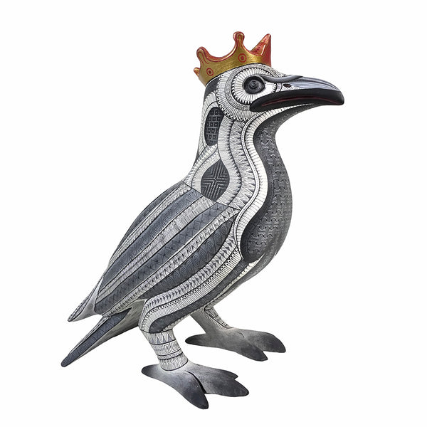 Isabel Fabian: Impressive Crow Woodcarving