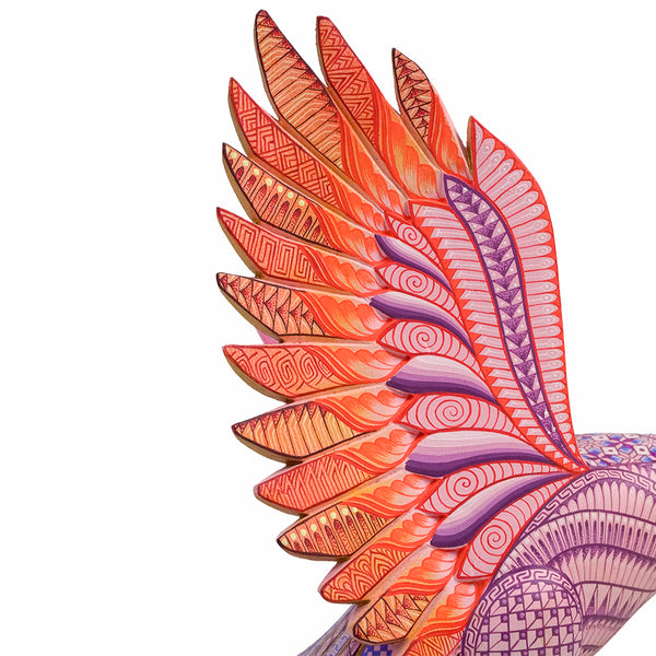 Isabel Fabian: Exquisite Falcon Woodcarving