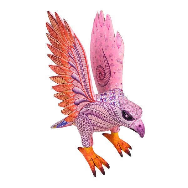 Isabel Fabian: Exquisite Falcon Woodcarving