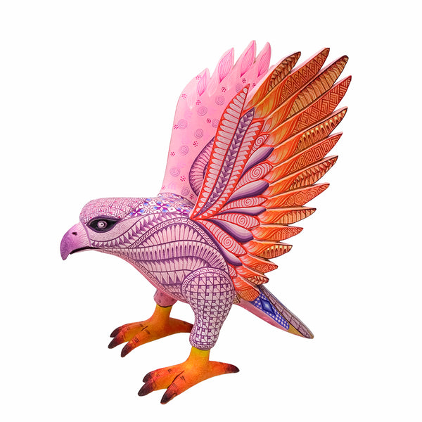 Isabel Fabian: Exquisite Falcon Woodcarving