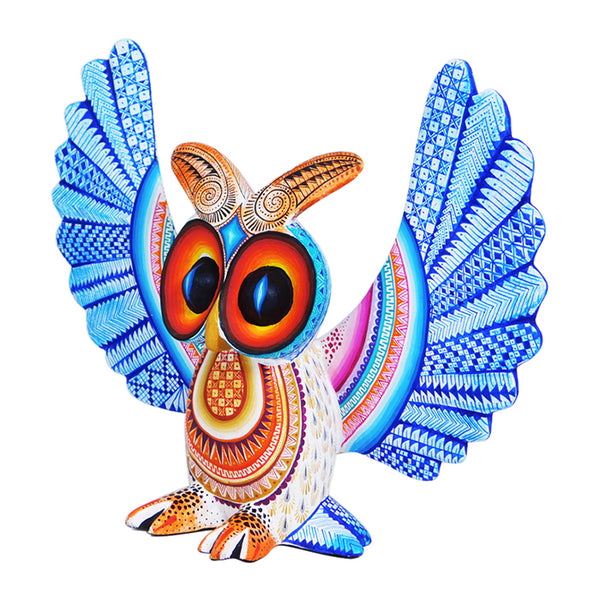 Julia Fuentes & J.J. Melchor: Beautiful Owl Sculpture