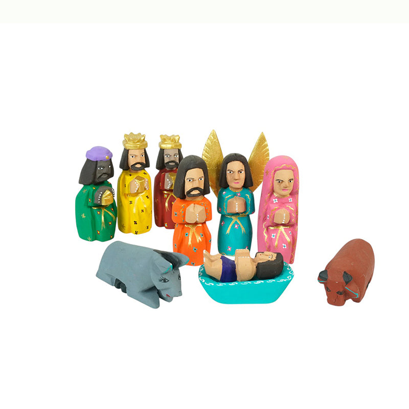 Justo Xuana: Nativity Creche Alebrije