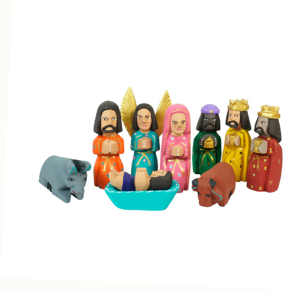 Justo Xuana: Nativity Creche Alebrije