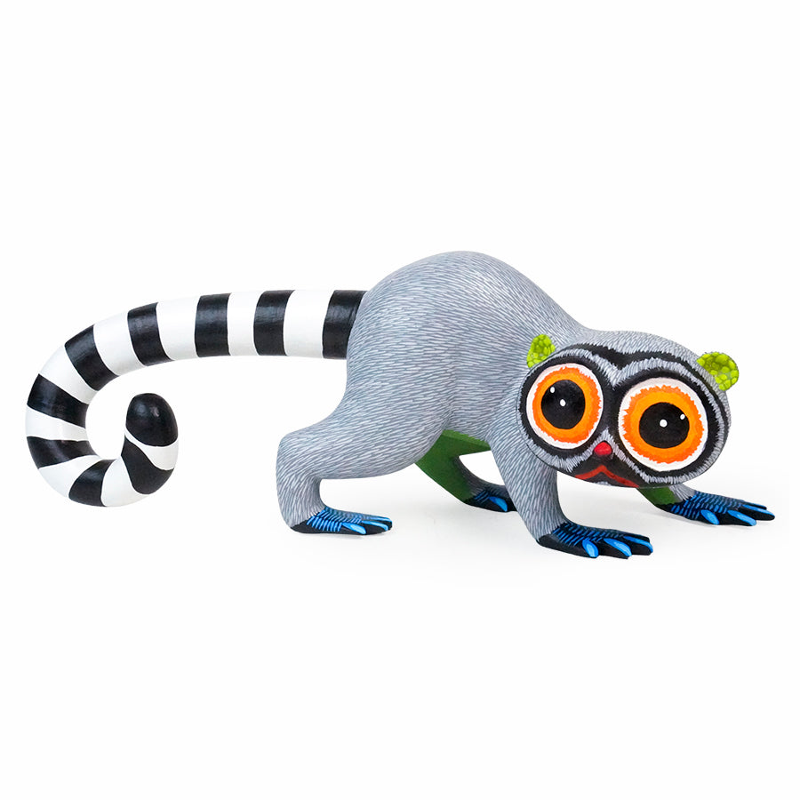 Demetrio Cortes: Ring-Tailed Lemur Woodcarving
