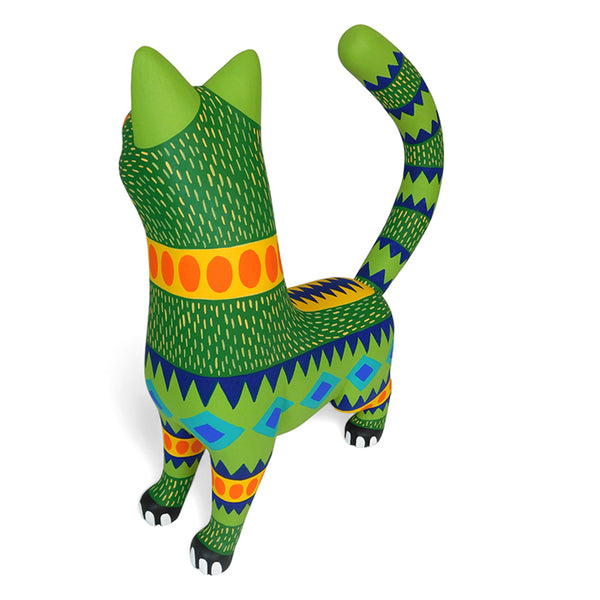 Luis Pablo: Stylized Cat Woodcarving
