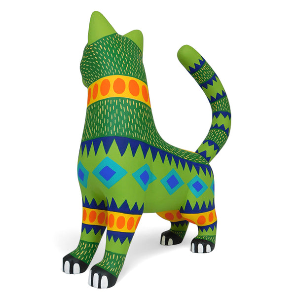 Luis Pablo: Stylized Cat Woodcarving