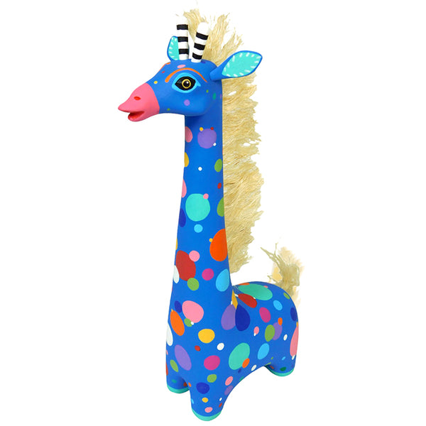 Luis Pablo: Contemporary Giraffe Woodcarving