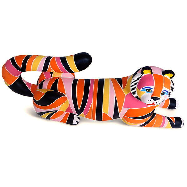 Luis Pablo: Modern Art Tiger Sculpturre