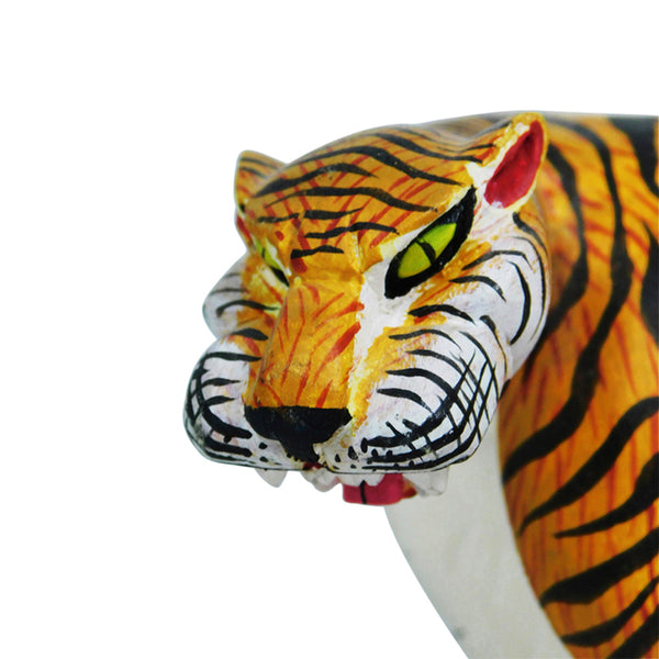 Luis Pablo: Vintage Tiger Woodcarving