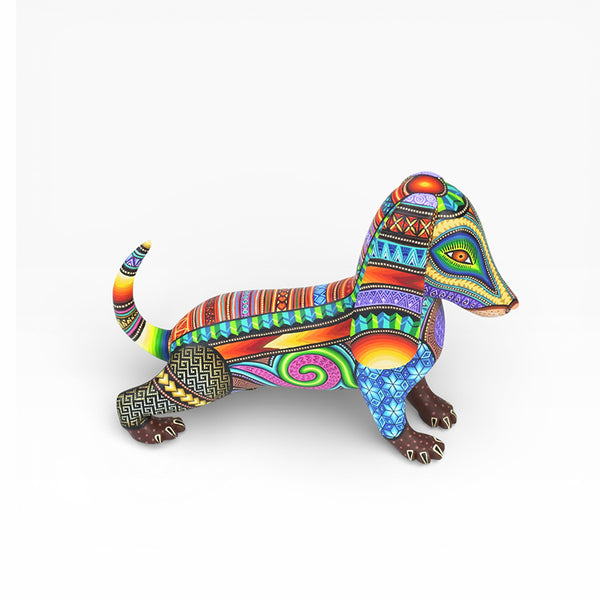 Magaly Fuentes: Adorable Dog Woodcarving