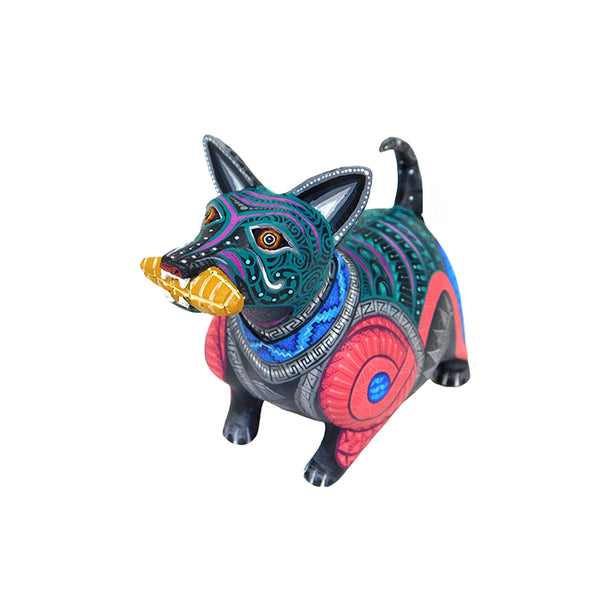 Marcos Hernandez: Miniature PreColumbian Dog  Woodcarving