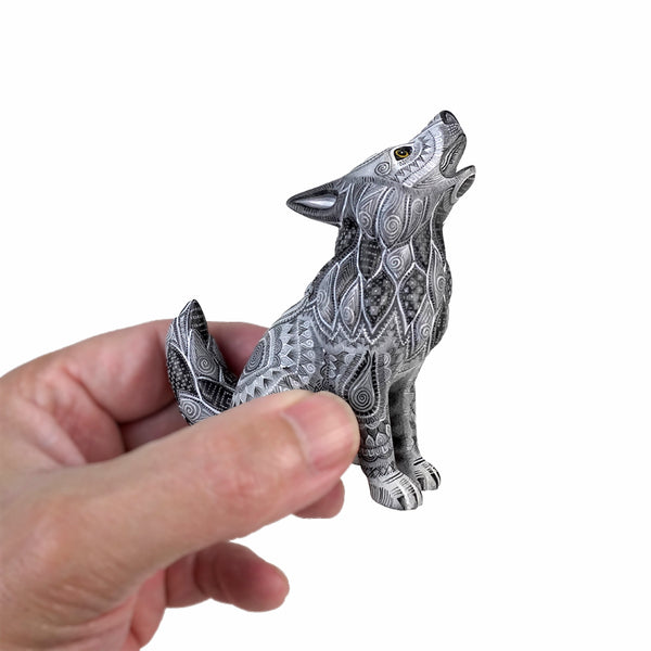 Raymundo Fabian: Extraordinary Moonlit Wolf Alebrije