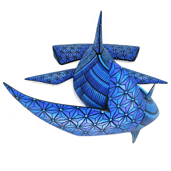 Nicolas Morales: Great Hammerhead Shark Woodcarving