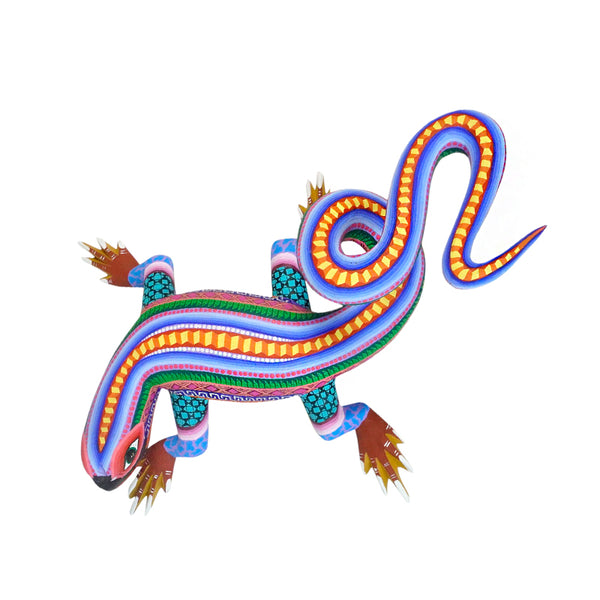 Oscar Carrillo: Lizard Wood Figurine