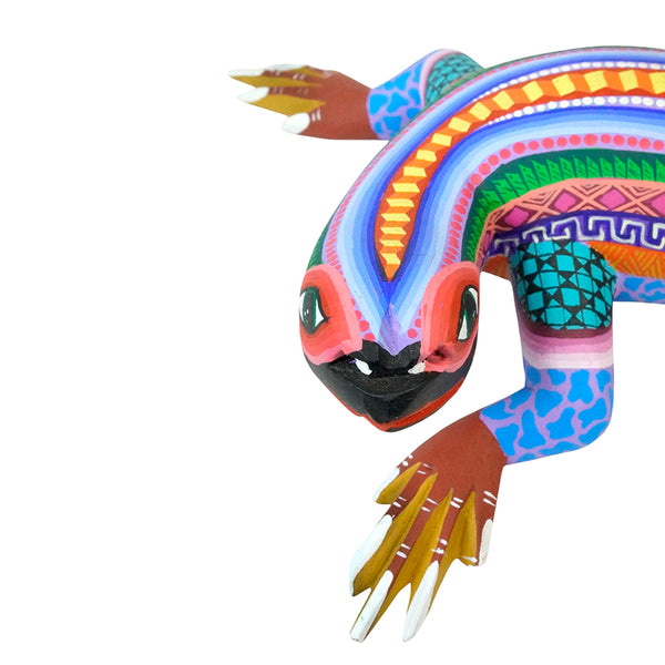 Oscar Carrillo: Lizard Wood Figurine