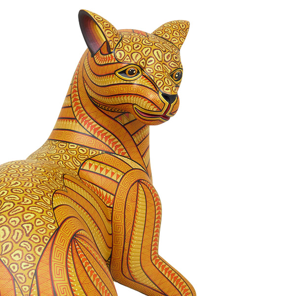 Pedro Carreño: Graceful Cheetah Woodcarving