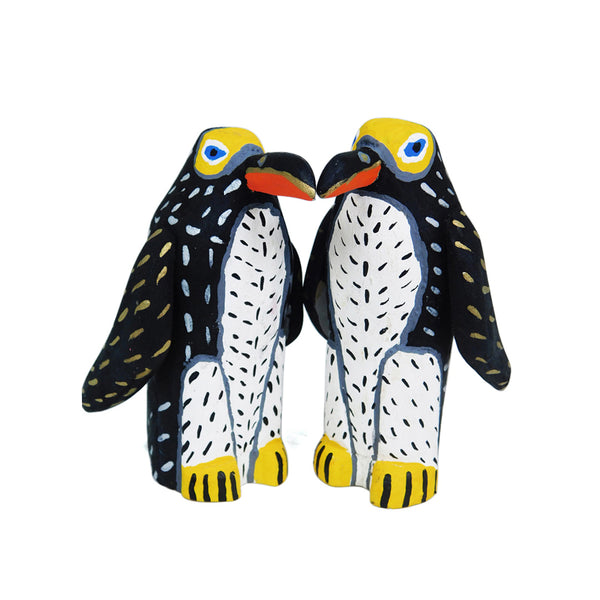 Placido Santiago: Penguins Sculpture