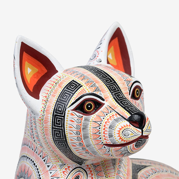 Rocio Fabian: Magnificent Cat Woodcarving