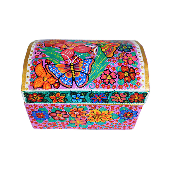 Rocio Jimenez: Butterflies Box Woodcarving