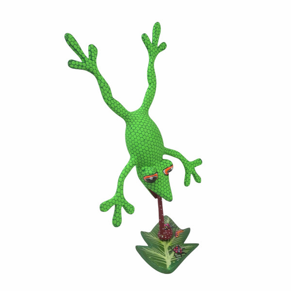 Mexican wood frog Alebrije. Handcrafted in Mexico