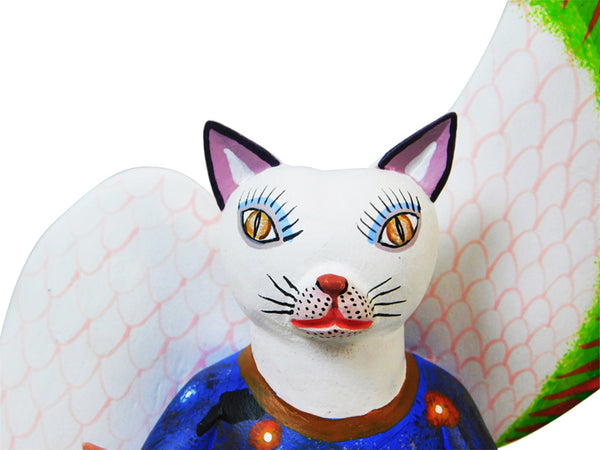 Avelino Perez: Angel Cat Woodcarving