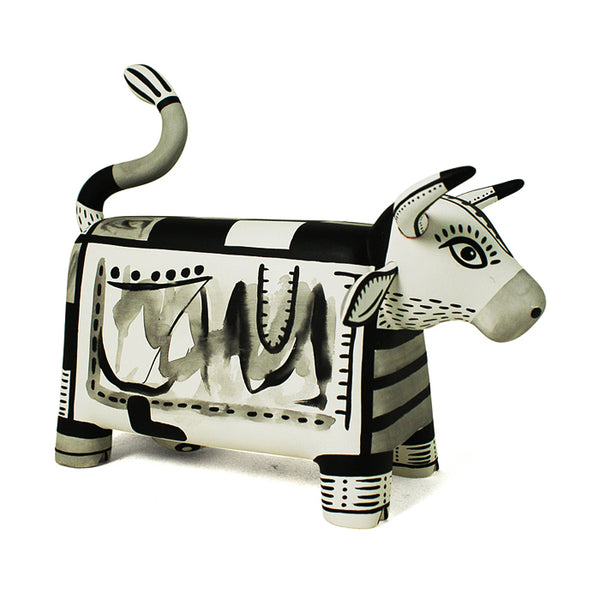 Luis Pablo: Contemporary Art Cow
