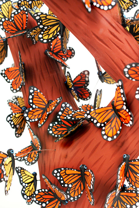 Luis Pablo: Monarch Butterlies. Impressive Work of Art