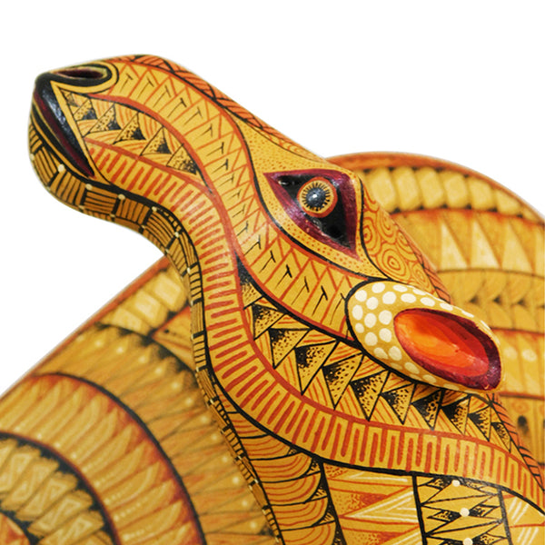 Isabel Fabian: Camel Masterpiece Woodcarving