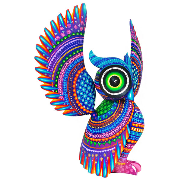 Ivan Fuentes: Spectacular Owl Woodcarving