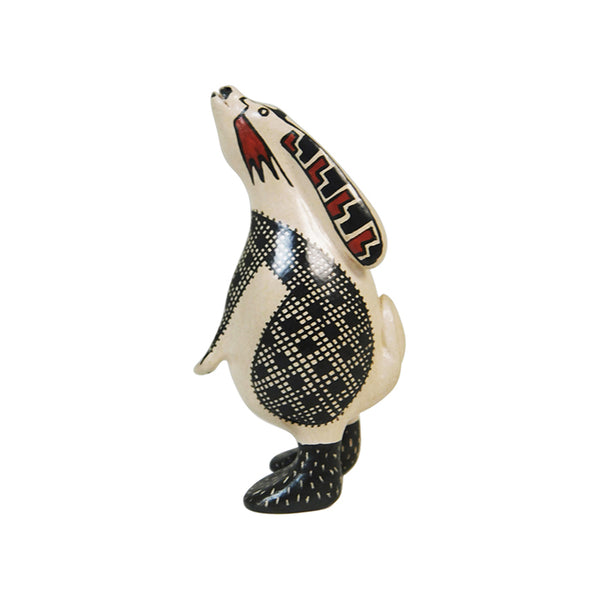 Jerardo Tena: Micro Miniature Rabbit Sculpture