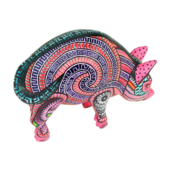 Job Luna: Gorgeous Pig Sculpture