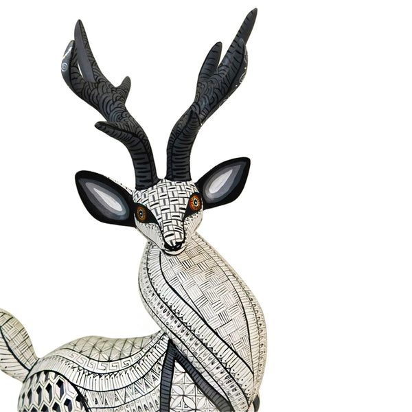 Jose Fabian: Exquisite Deer Woodcarving
