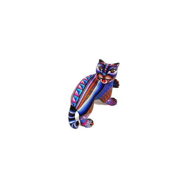 Lucero Fuentes: Micro Miniature Jaguar