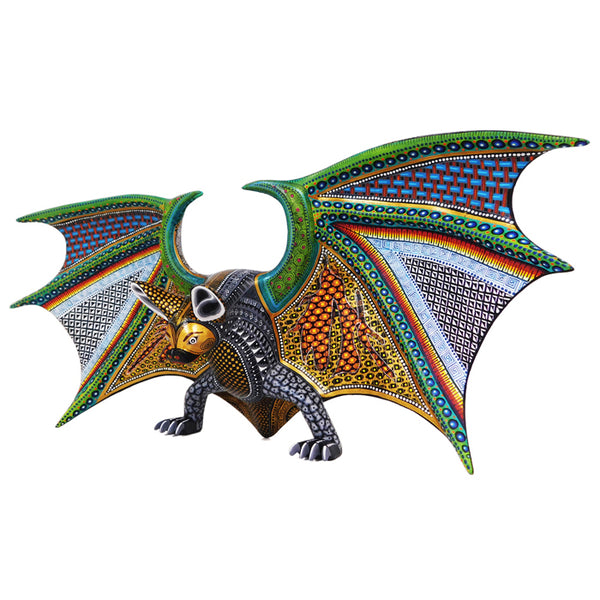 Manuel Cruz: Splendid Bat Woodcarving