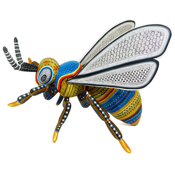 Manuel Cruz: Masterpiece Bee Woodcarving