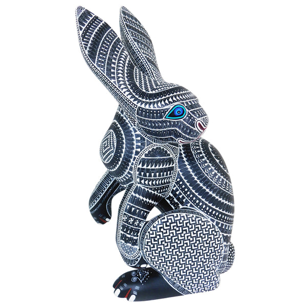 Marcos Hernandez: Contemporary Rabbit Woodcarving