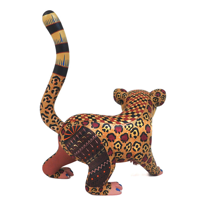 Maximino Santiago: Little Jaguar Woodcarving