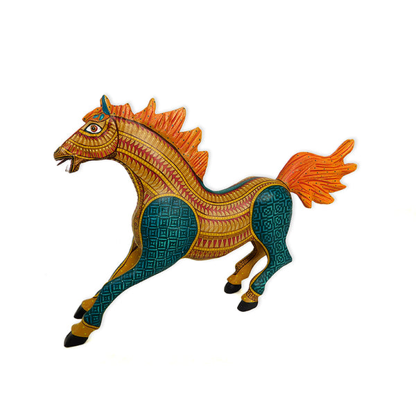 Pedacitos de mi Tierra Workshop: Horse Woodcarving