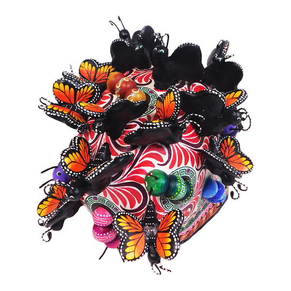 Saul Montesinos: Skull with Butterflies and Caterpillars