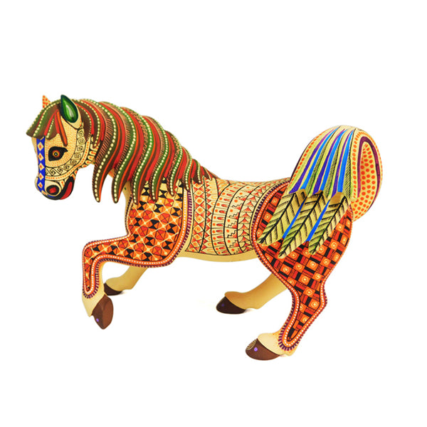 Neri & Soledad Cruz: Graceful Horse Woodcarving