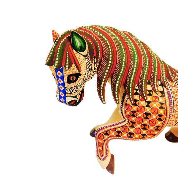 Neri & Soledad Cruz: Graceful Horse Woodcarving