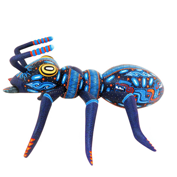 Nicolas Morales: Spectacular Ant Woodcarving