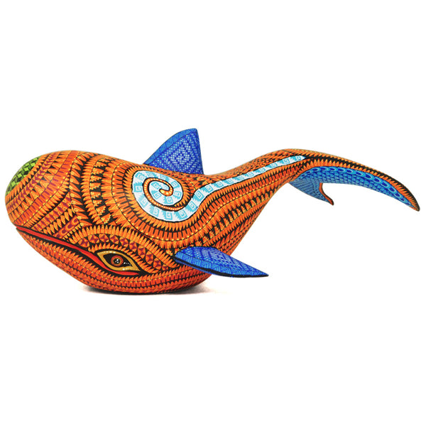 Oscar Carrillo: Whale Woodcarving